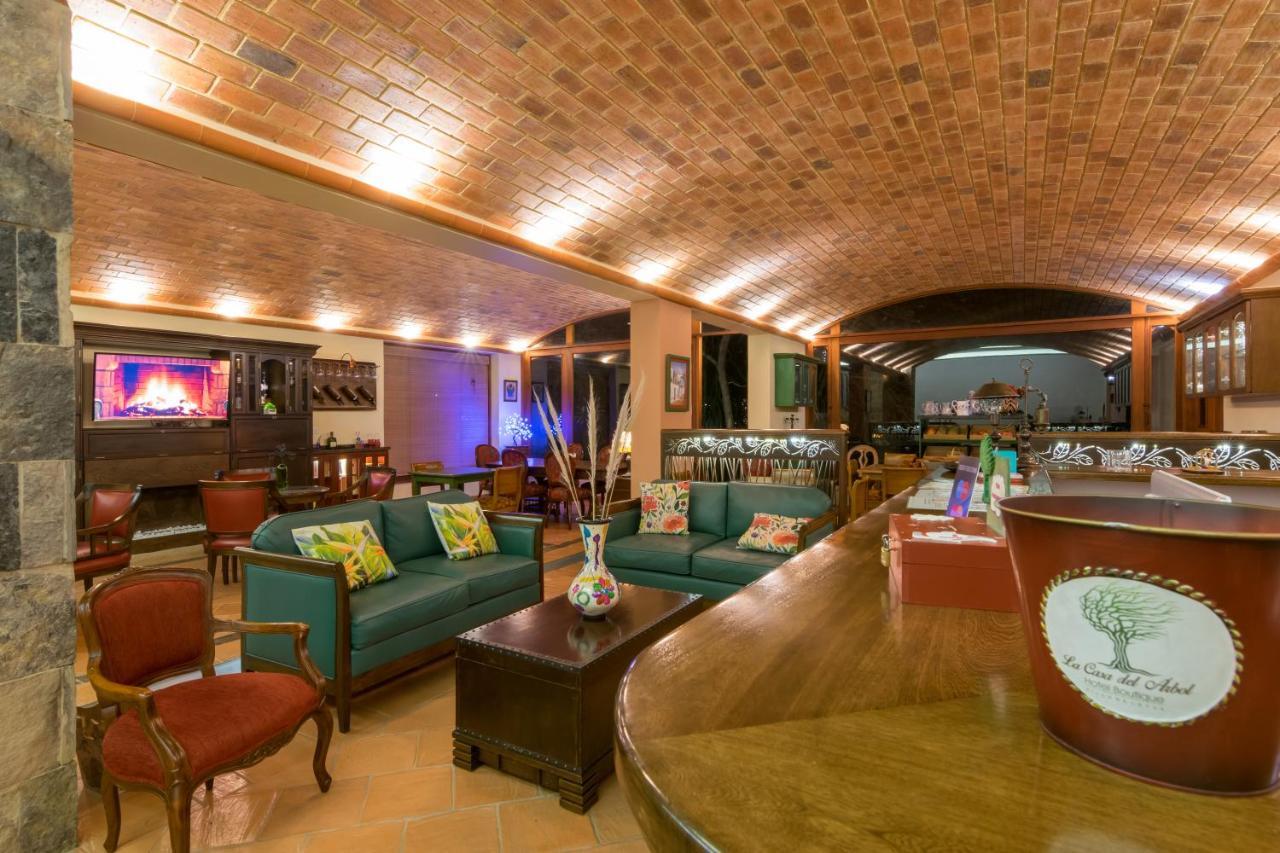 La Casa Del Arbol Hotel Boutique Villa de Leyva Extérieur photo